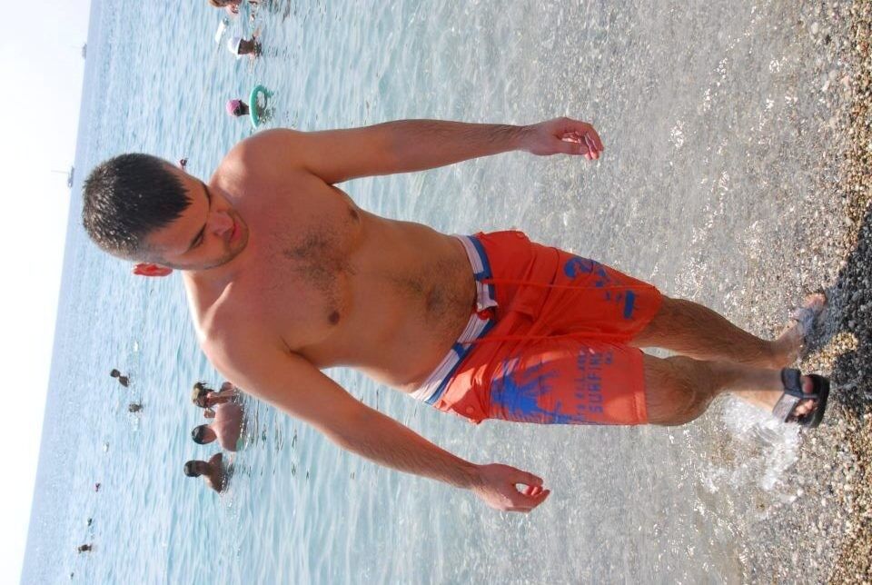  Cesme,   Mete, 47 ,   ,   , c 
