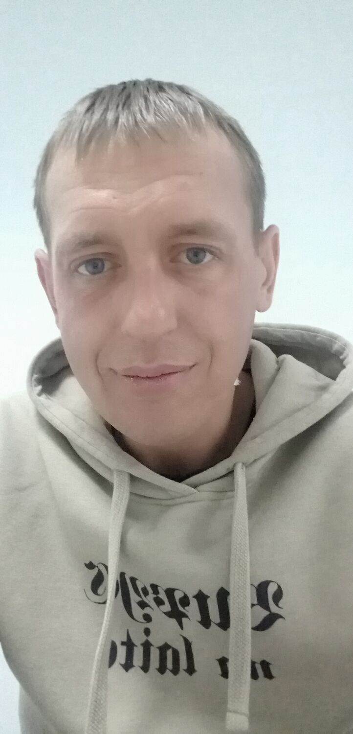  37564039  Oleg, 34 ,    