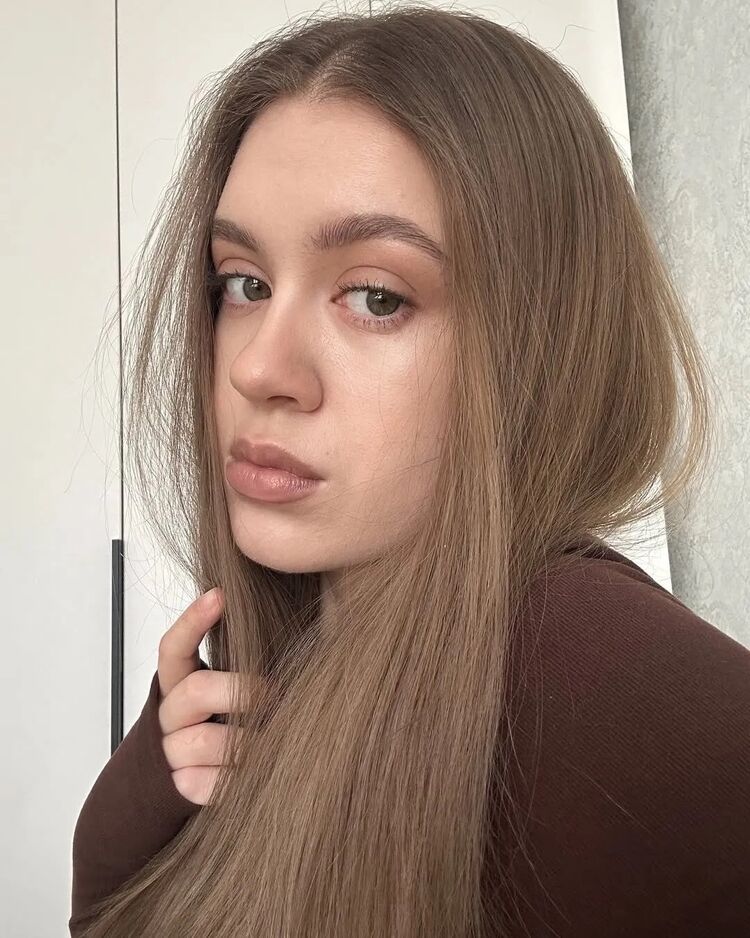  52863469  , 22 ,    -