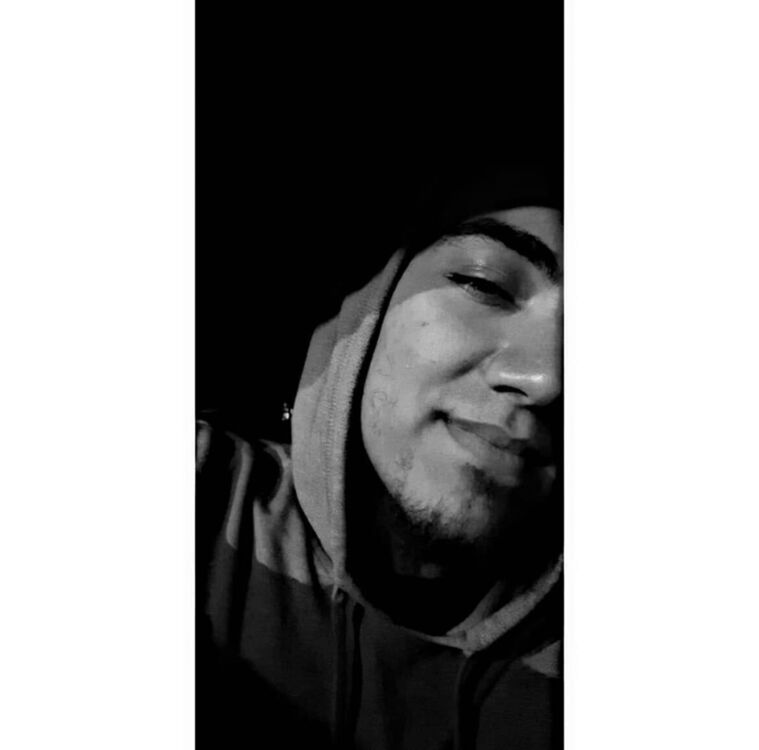 ���� 33703139 ����� Iskender, 25 ���, ���� ���������� � ����