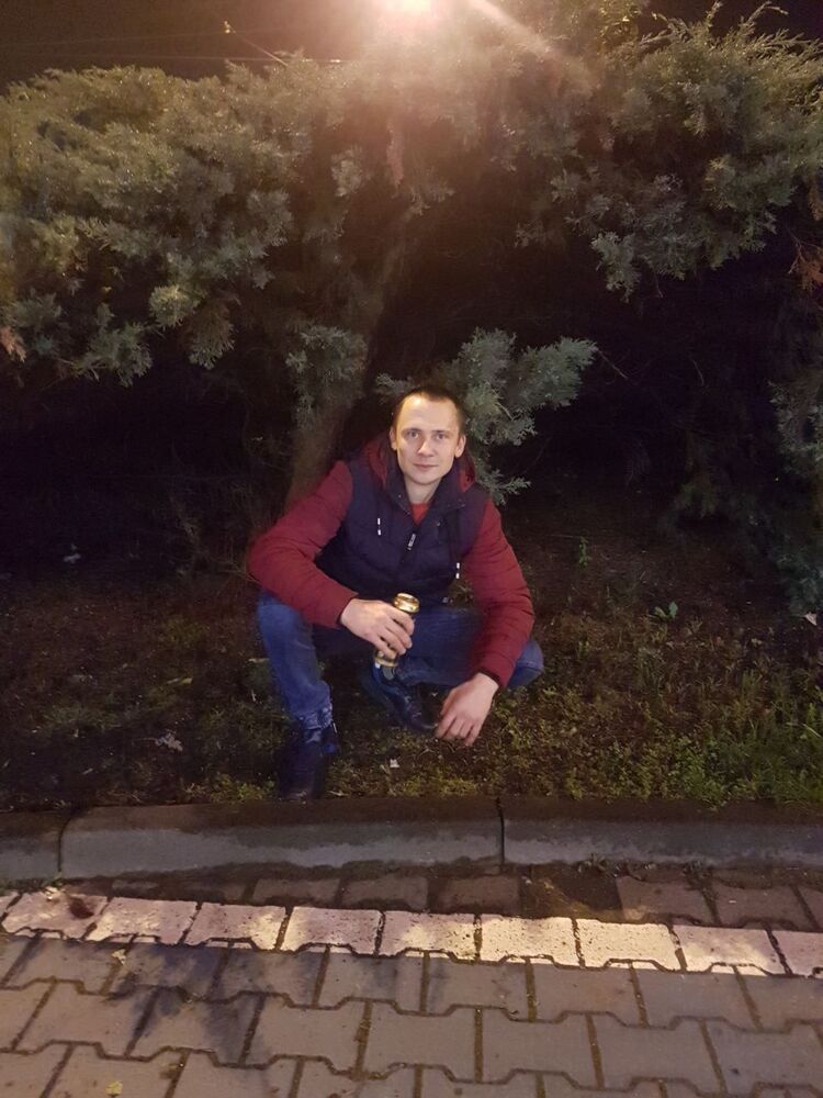  ,   Valerii, 33 ,   ,   