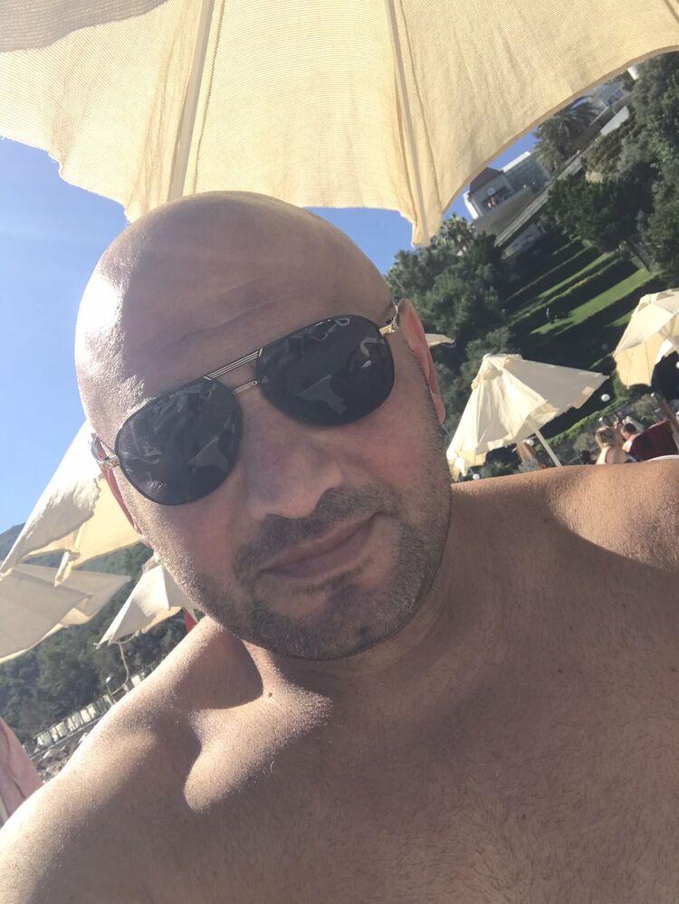  45661299  Sami, 44 ,    