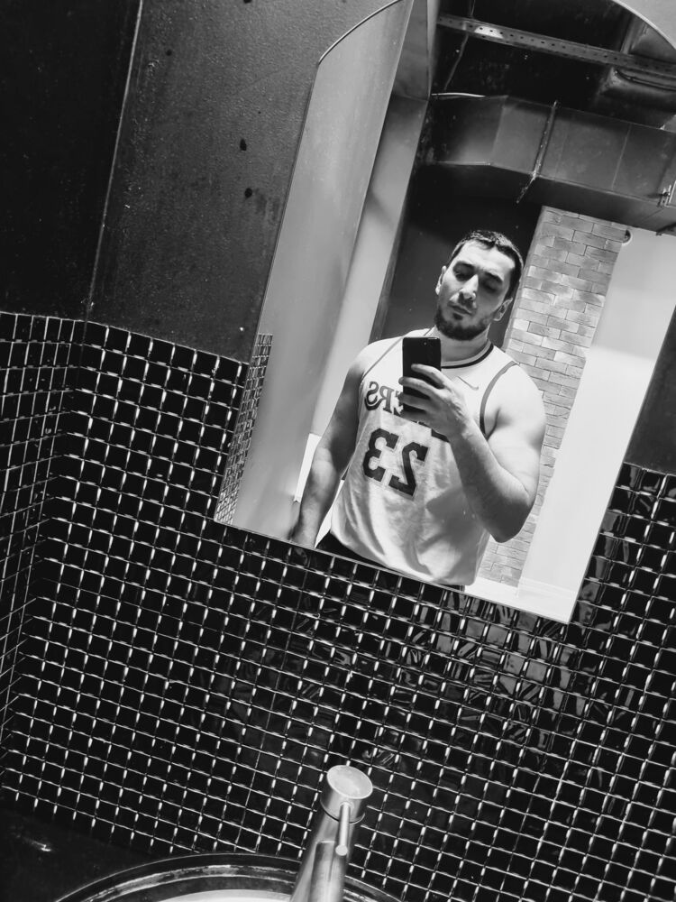 38456489  , 33 ,    