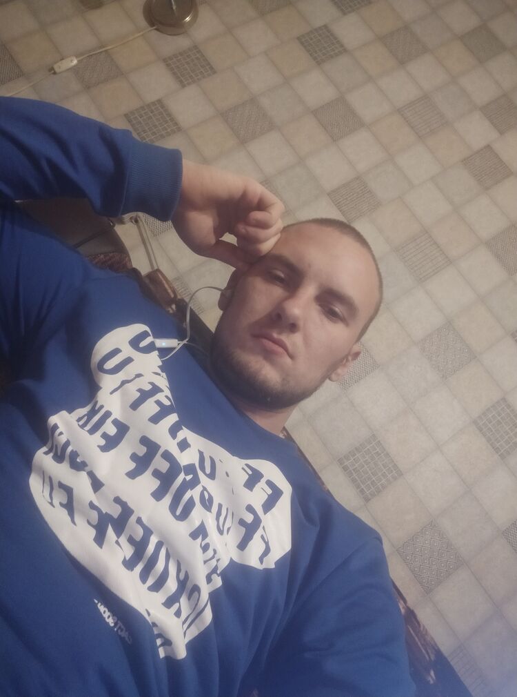  -,   Viktor, 27 ,   ,   , c , 