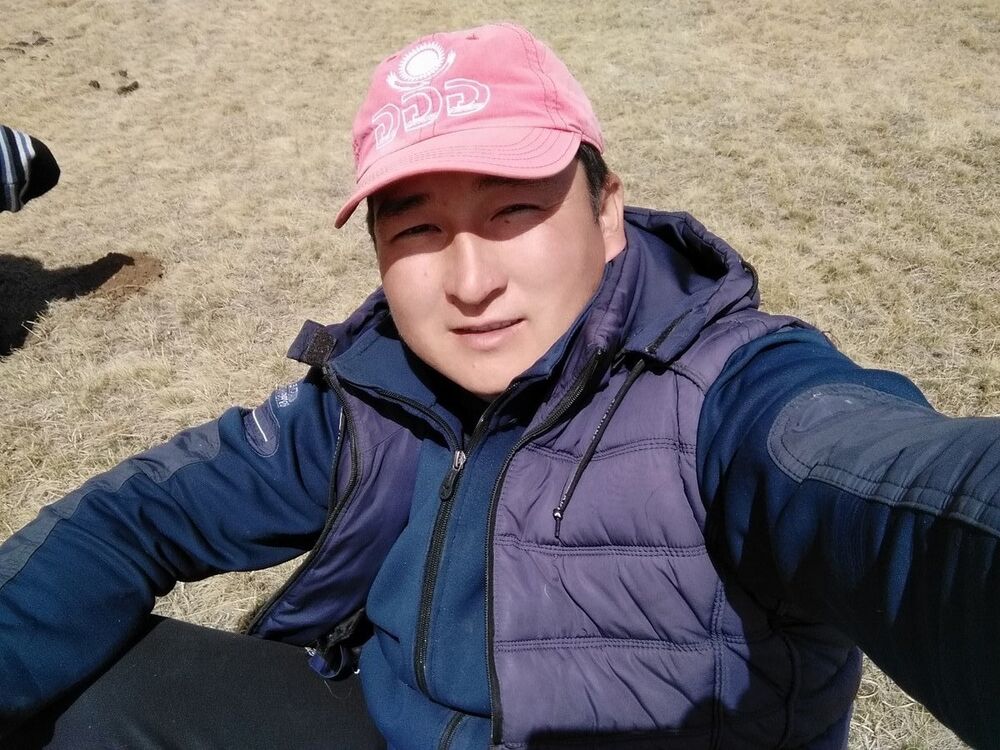  16050779  Erlan, 34 ,    