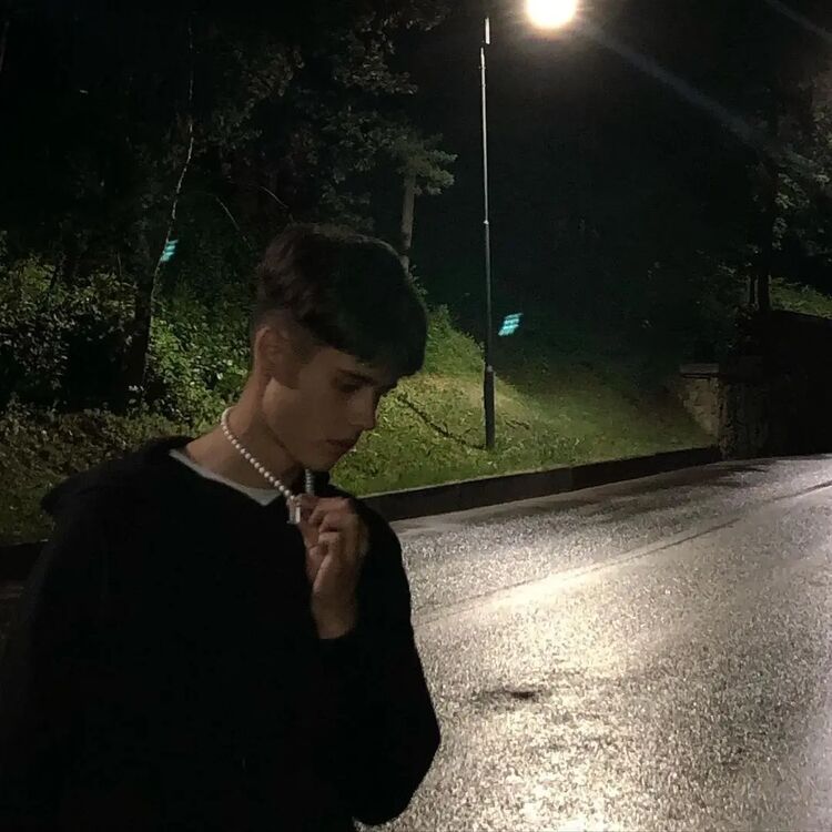  -,   , 24 ,  