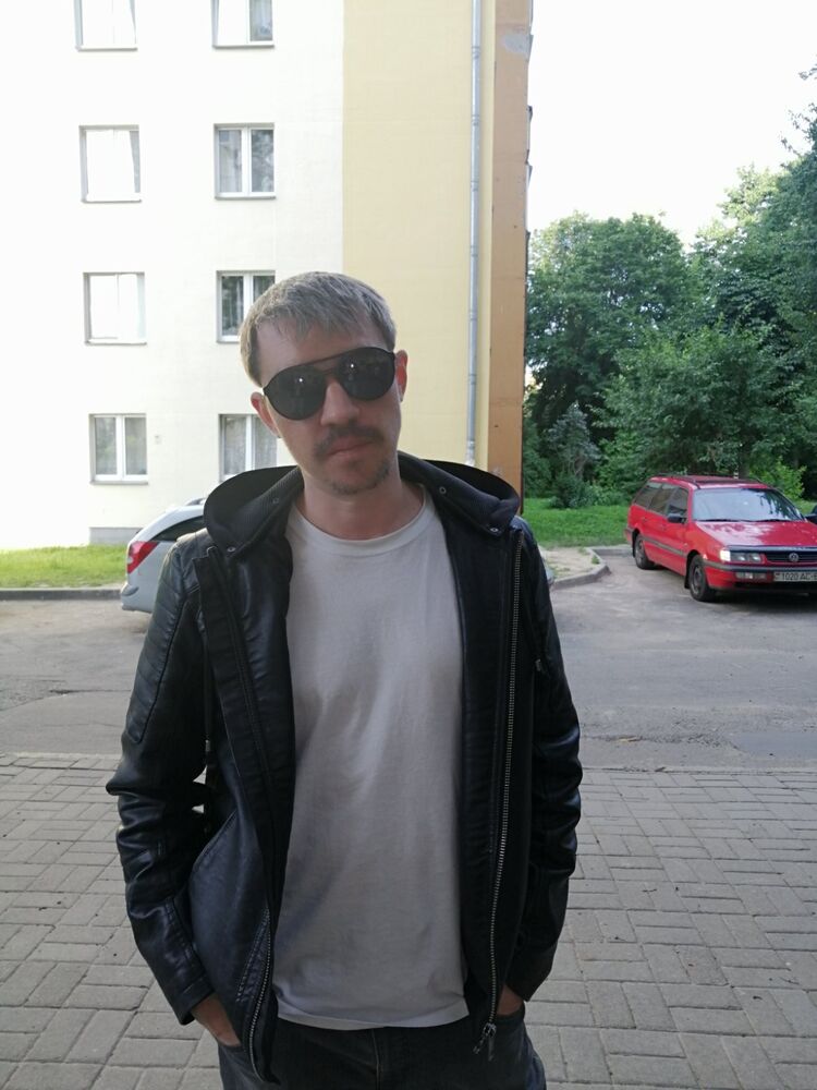  36188719  Pasha, 39 ,    