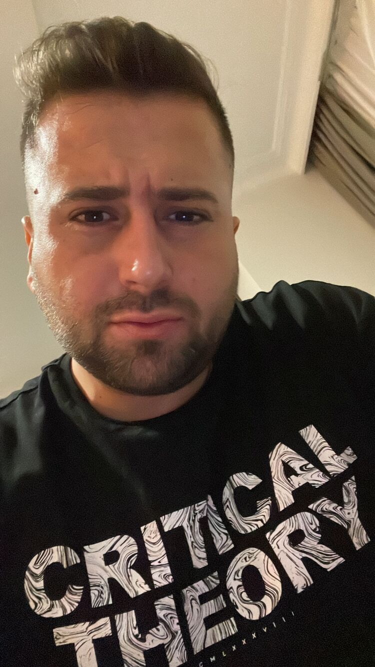  43398399  Emre, 31 ,    Alanya