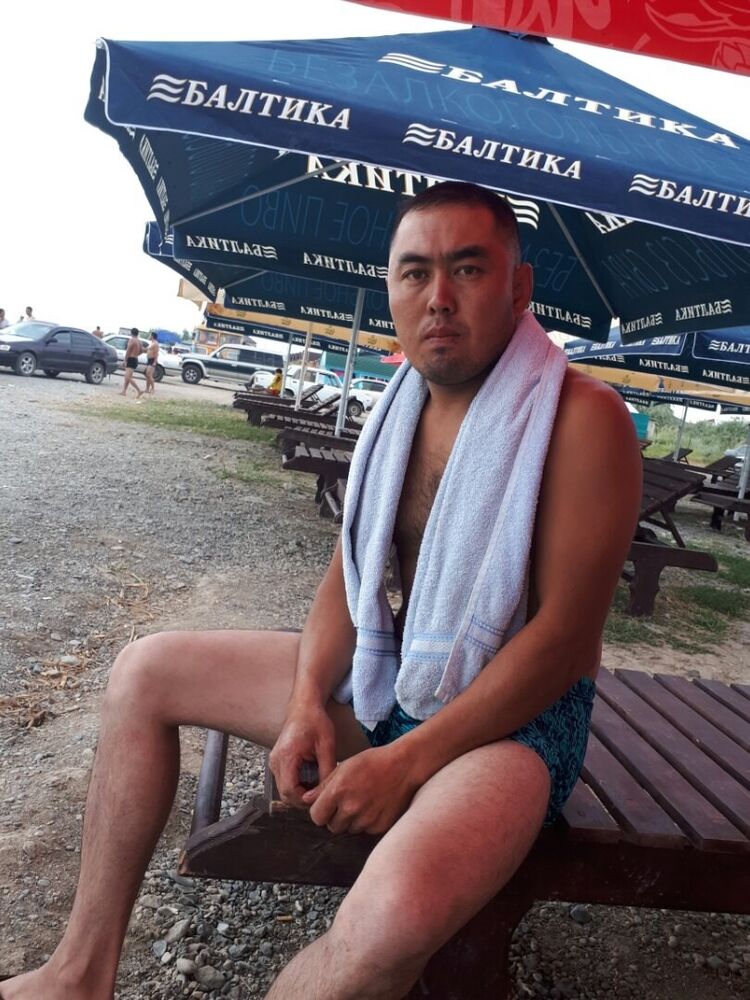  18933789  , 37 ,    -