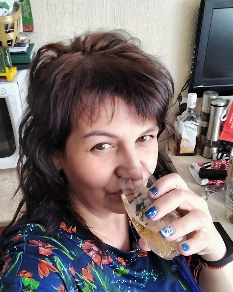  27927749  Svetlana, 52 ,    