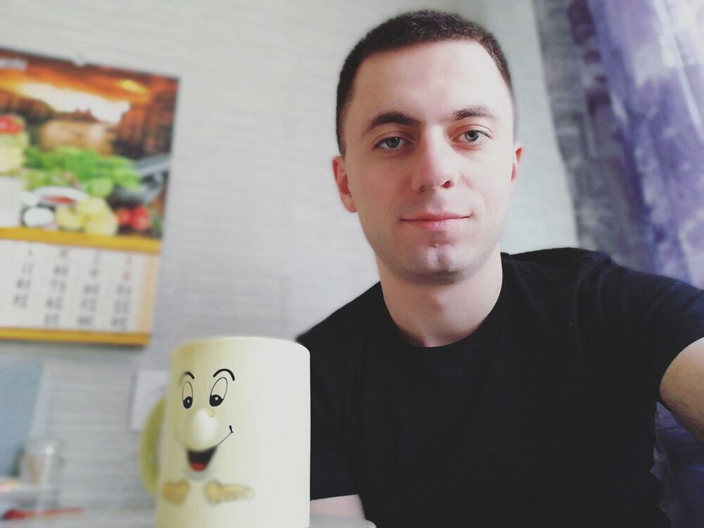  16154169  Lasha, 31 ,    