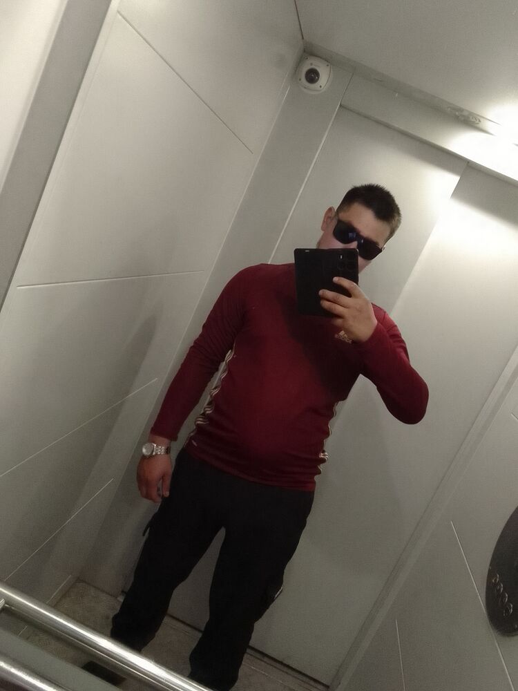  43879009  , 28 ,    