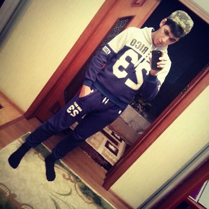  6884969  King, 35 ,    