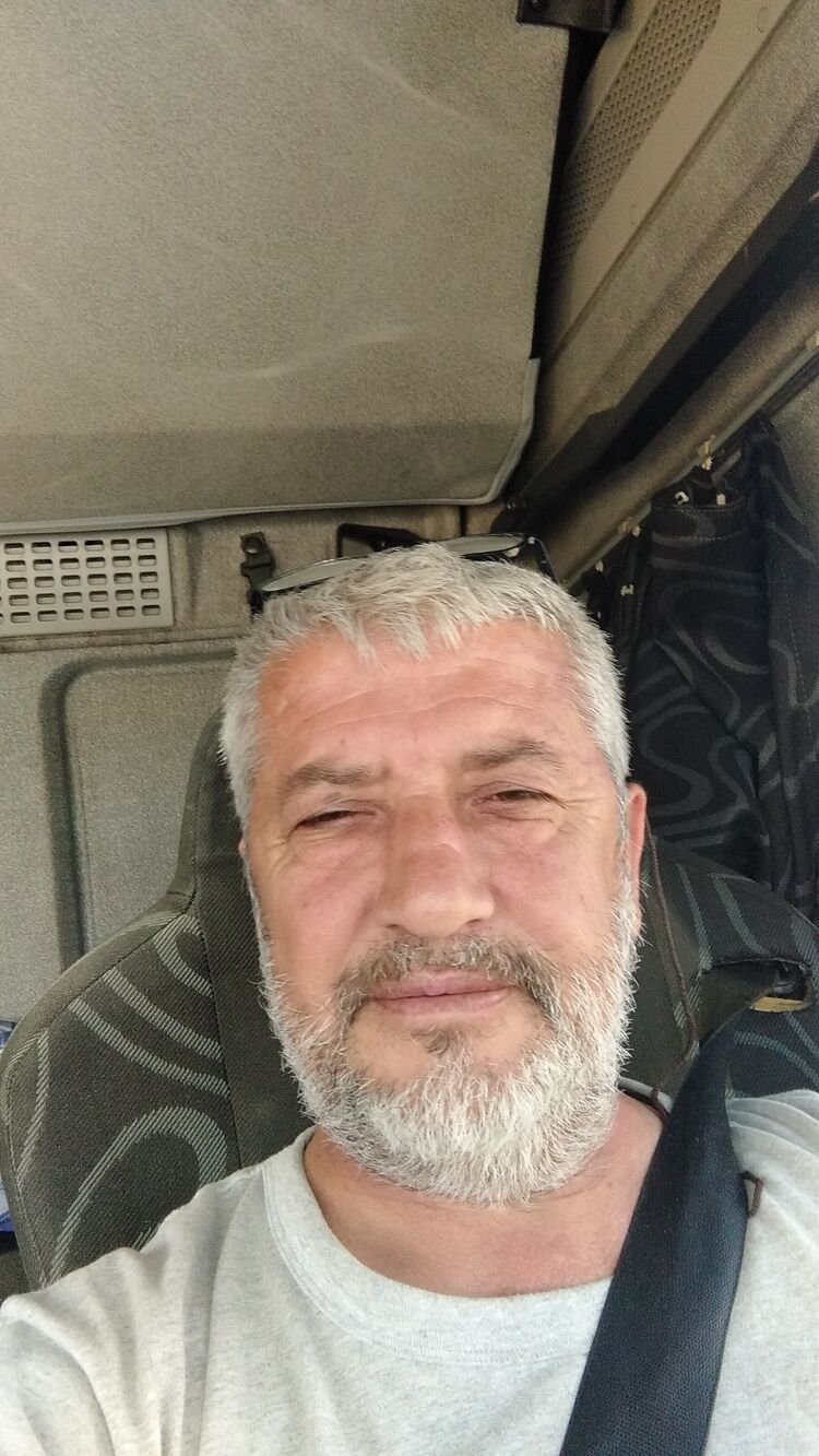  27011079  Abdullah, 57 ,    