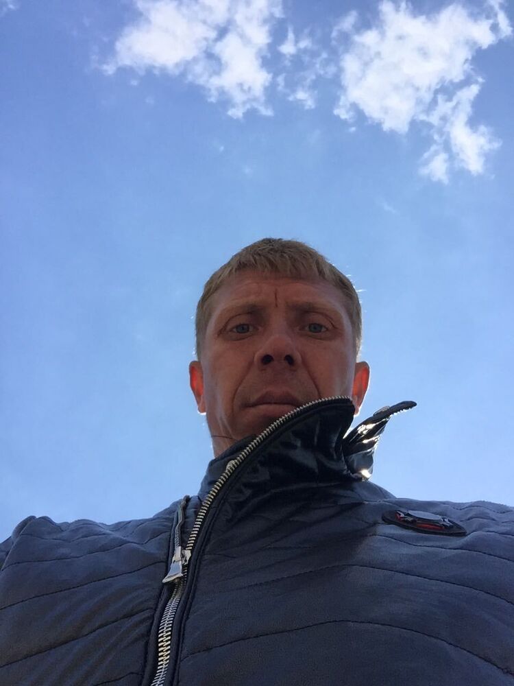  22951829  , 37 ,    