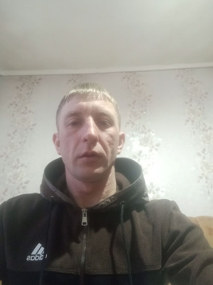  46926079  , 34 ,    