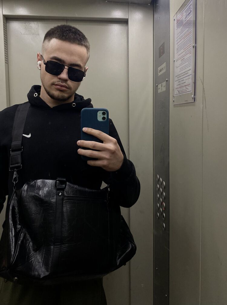  ,   German, 21 ,   c 