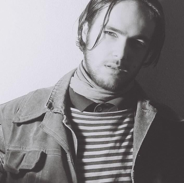  37628359  Guja, 20 ,    