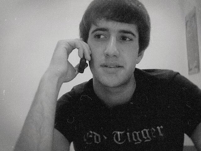  8881589  Grishka, 30 ,    