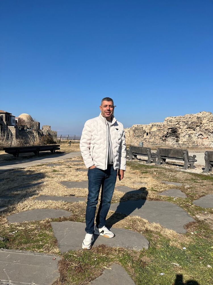  50628779  Remzi, 43 ,    --
