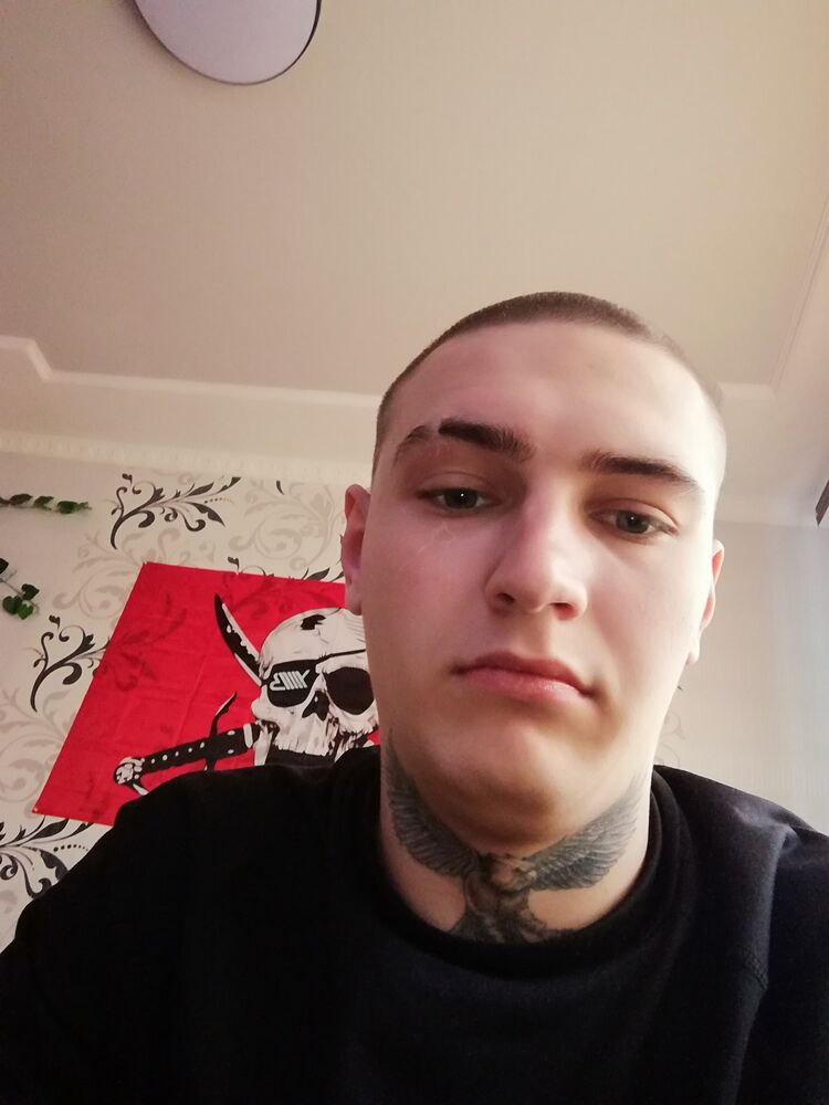  49735309  , 22 ,    
