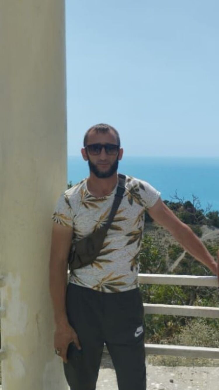  ,   Hus, 38 ,   ,   , c , 
