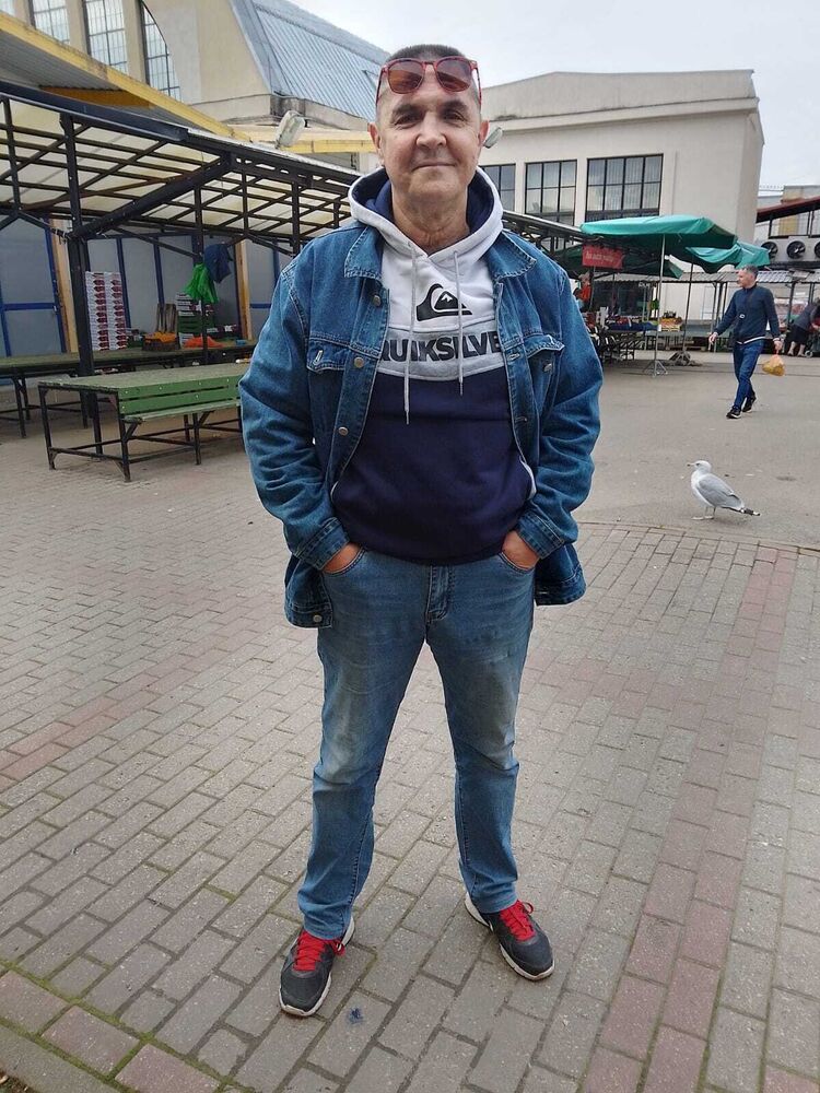 53329219  Liudovik, 55 ,    