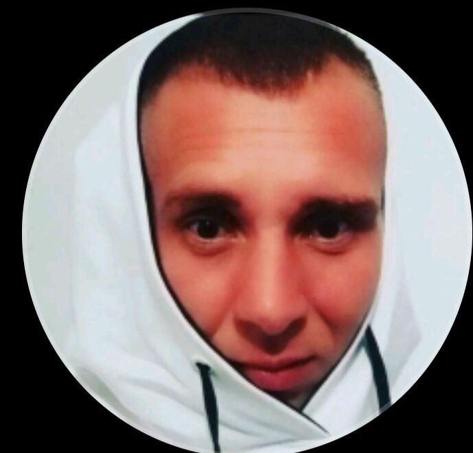  43348149  Vlad, 33 ,    