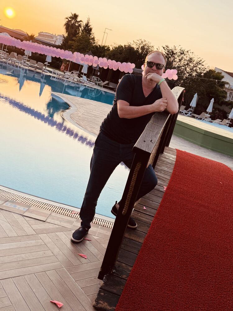  54560549  , 43 ,    -