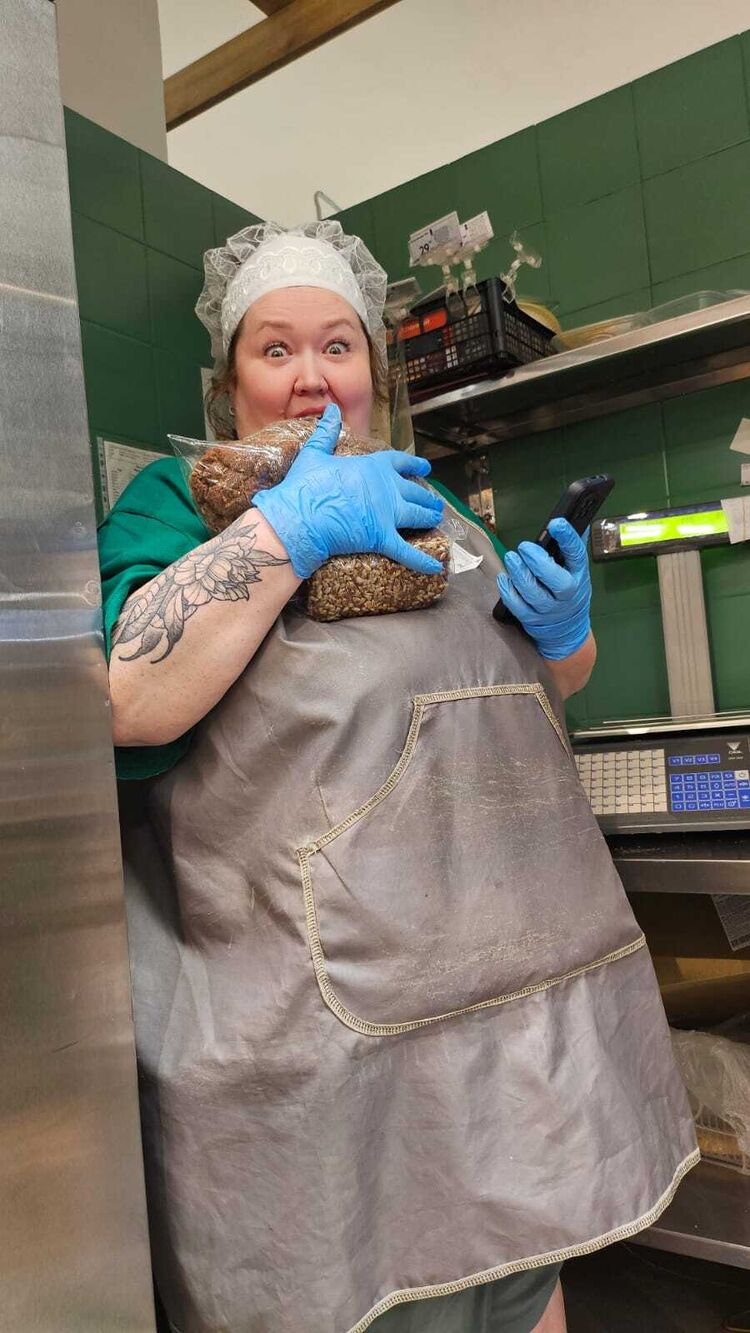  51827759  , 52 ,    -