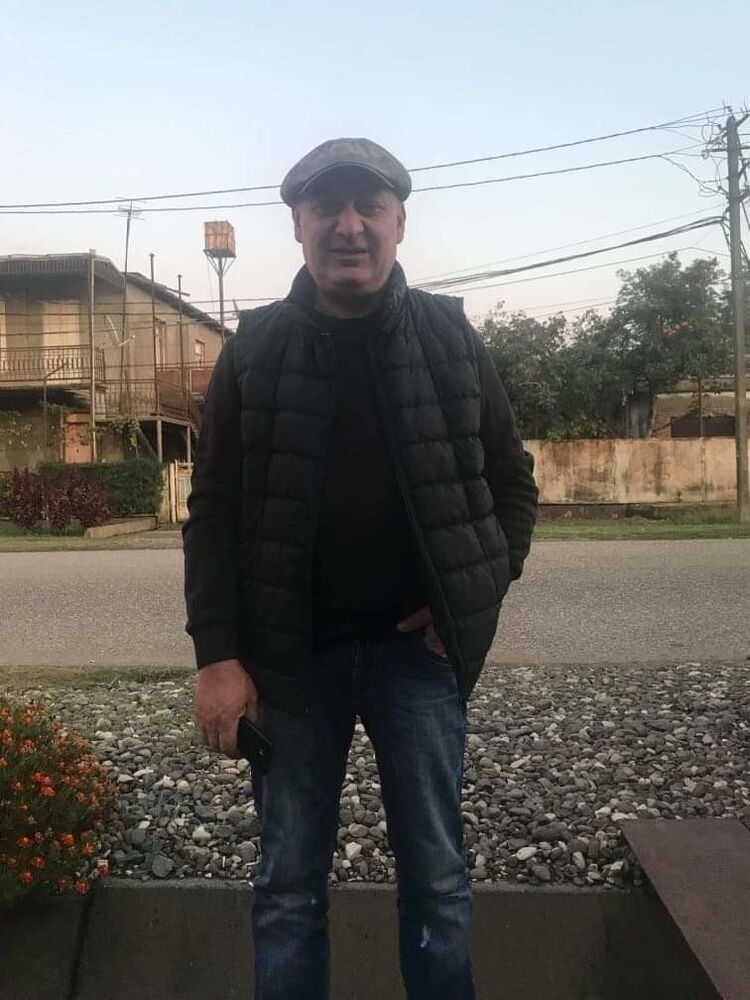  17897879  Giorgi, 53 ,    