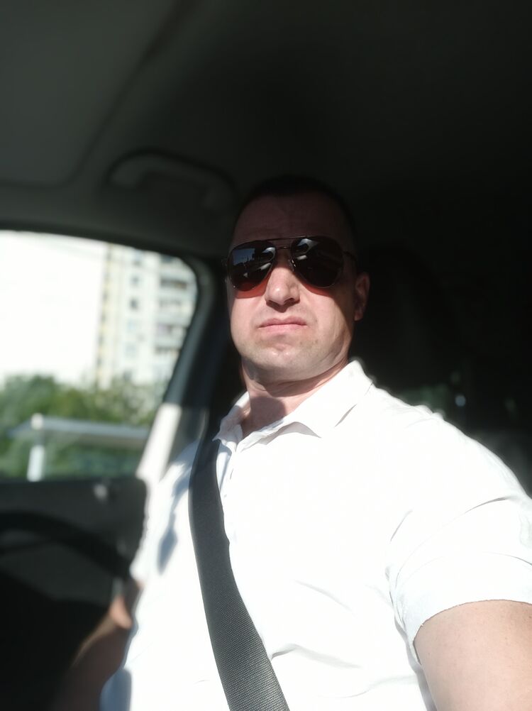  ,   Dima, 44 ,   ,   , c , 