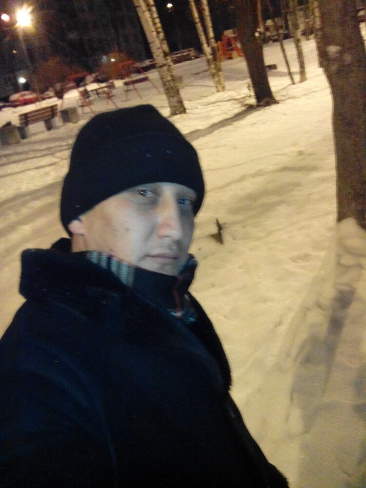  -,   Xusniddin, 32 ,   ,   , c , 