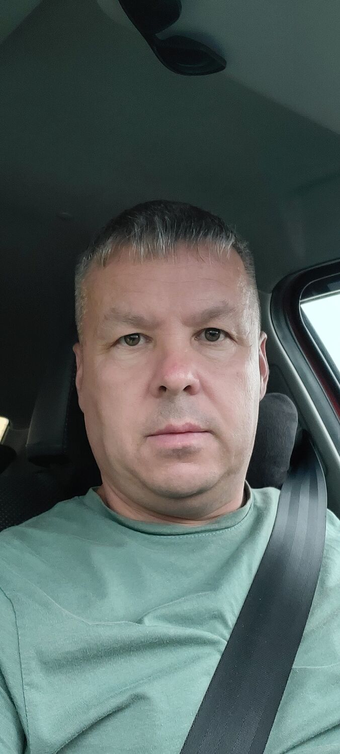  52221499  Oleg, 44 ,    