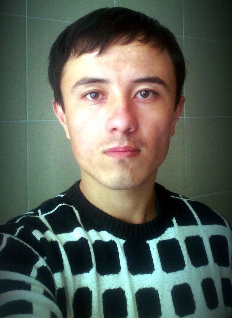  18300829  DIYOR, 33 ,    
