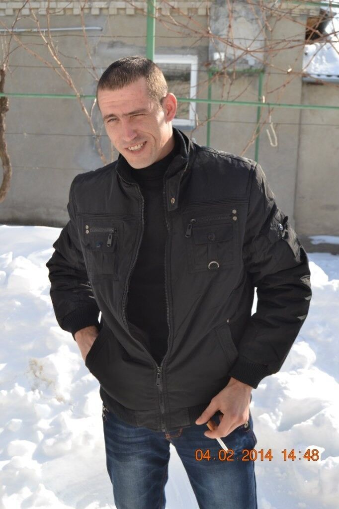  11526419  Serj, 39 ,    