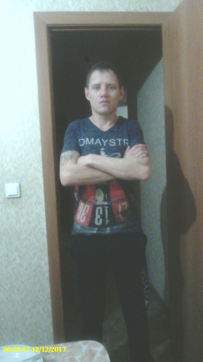  11036049  Roman, 35 ,    