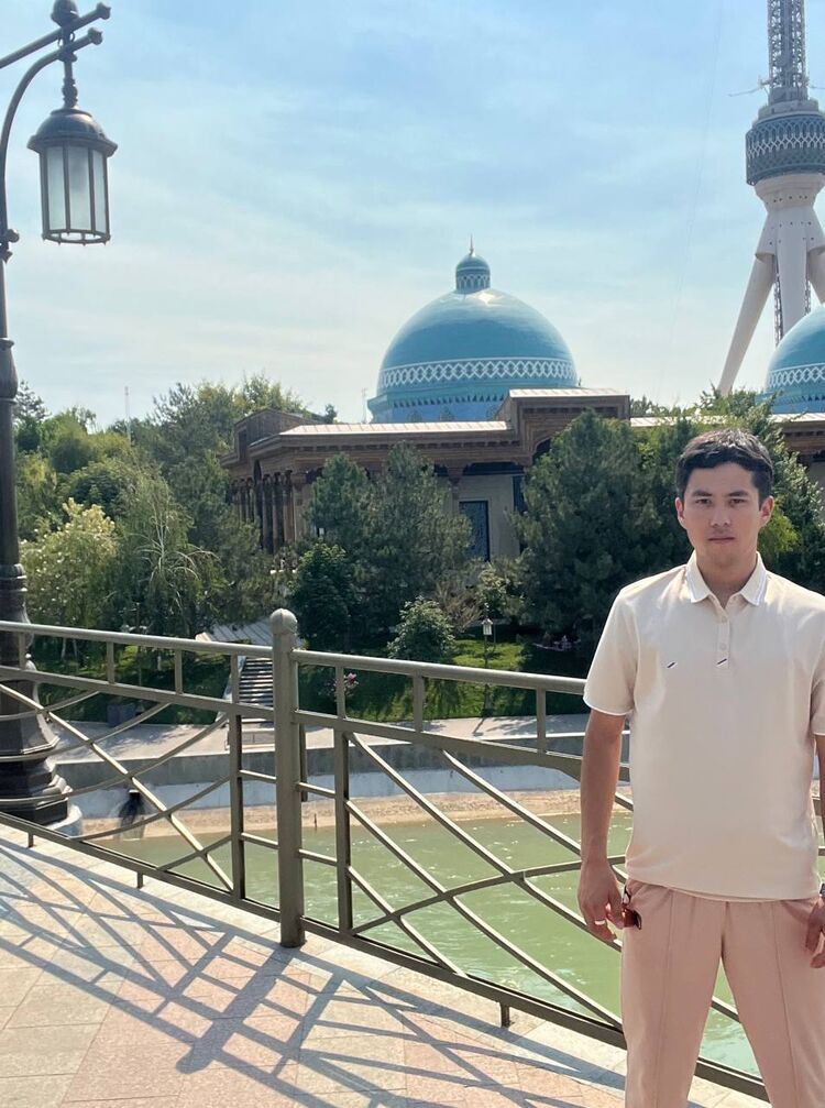  52758729  , 22 ,    -