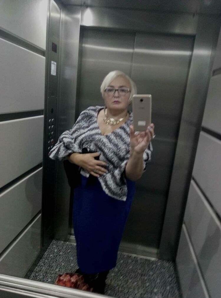  17527539  Magda, 62 ,    