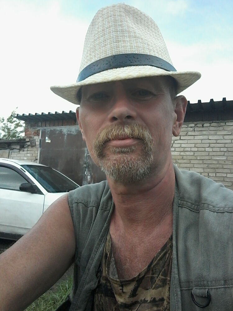  40160029  , 57 ,    