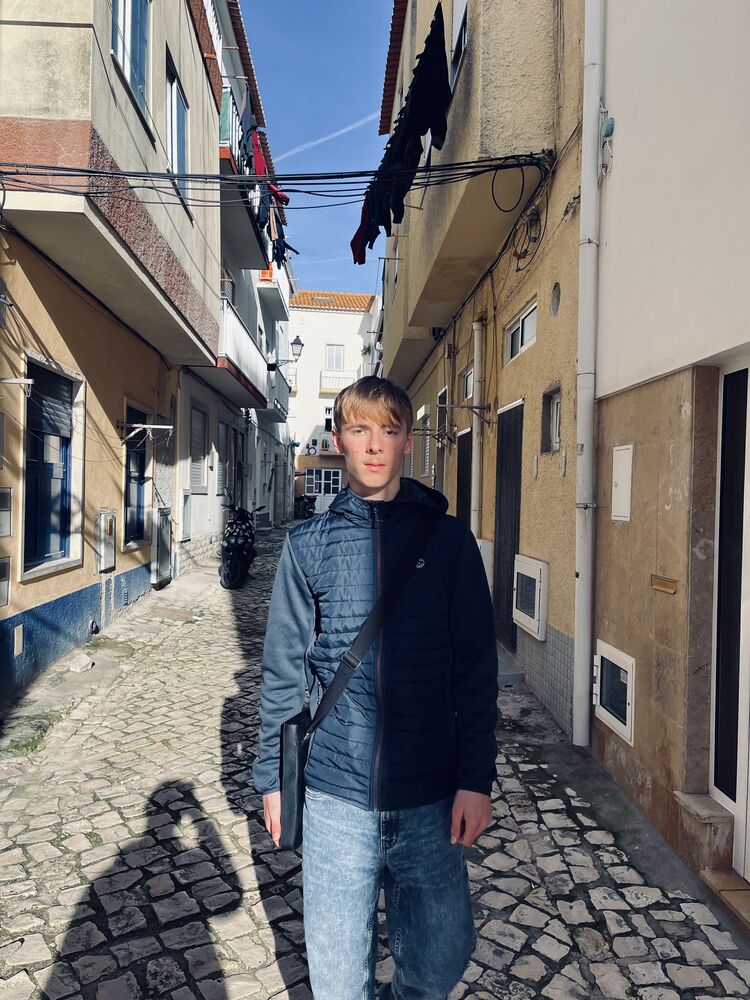  ,   Nico, 20 ,   ,   