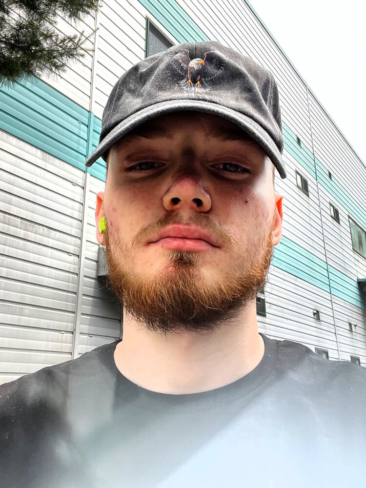  52584139  Rende, 18 ,    