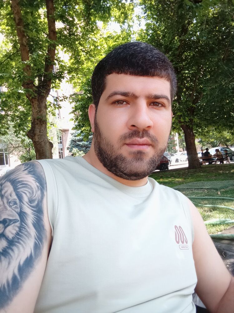  ,   Haykaz, 32 ,   ,   