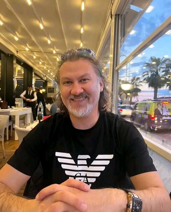  51685409  Vladimir, 58 ,    