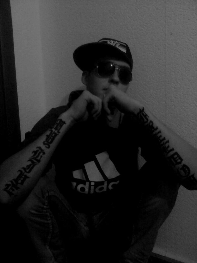  4907999  , 34 ,    