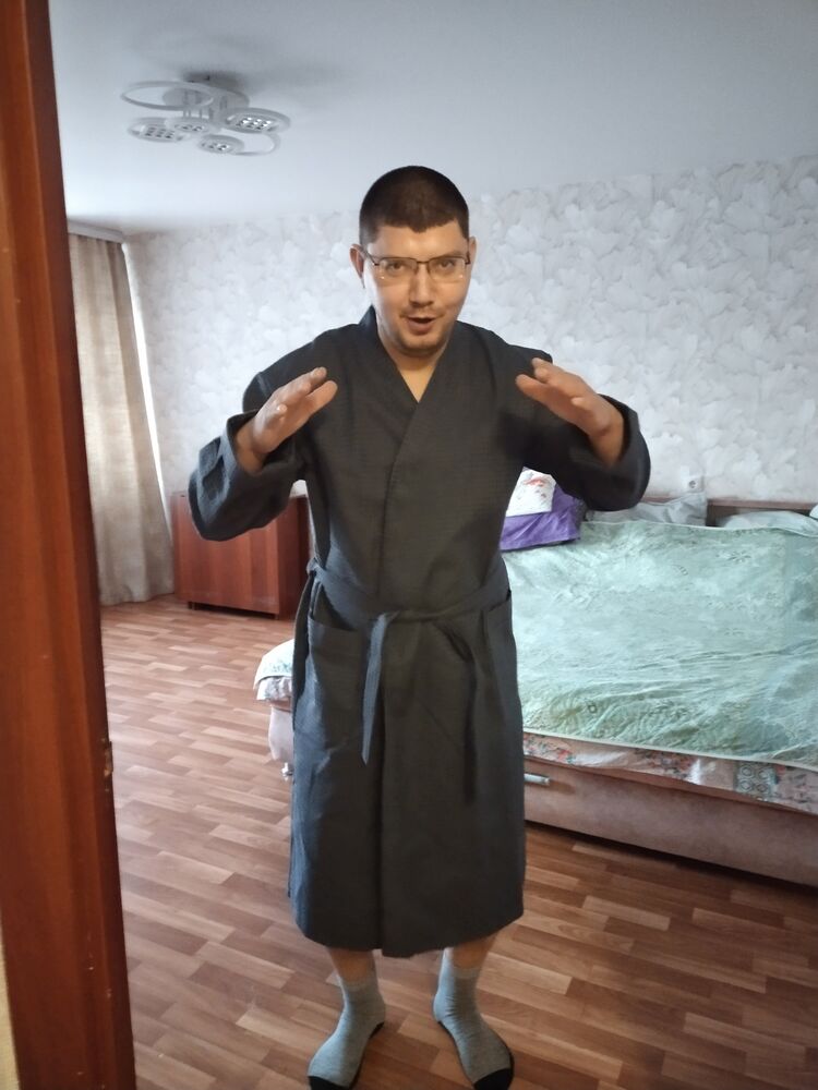  44828059  , 38 ,    