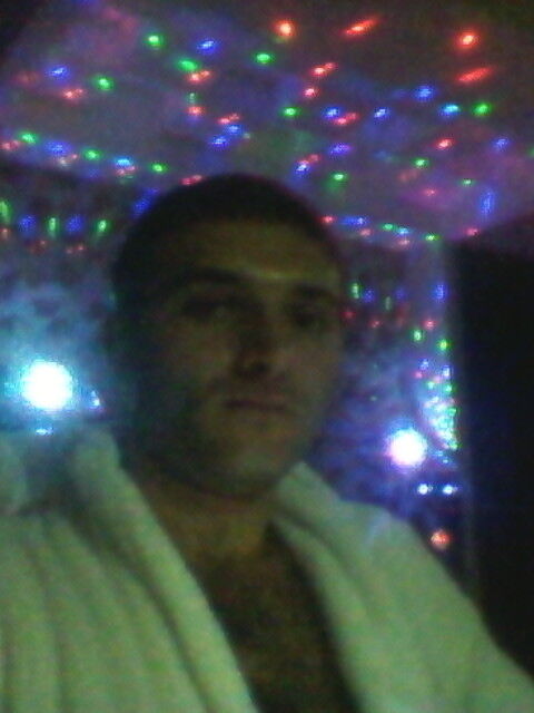  ,   G E V, 32 ,   
