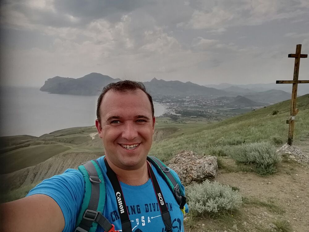  26721269  ˸, 37 ,    -