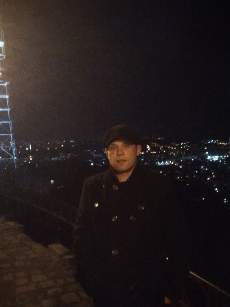  ,   Roman, 33 ,   