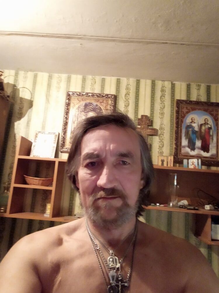  26135709  , 57 ,    